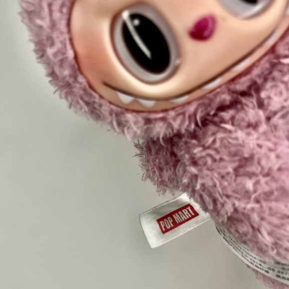 LABUBU-Authentic - Picture 4 of 5